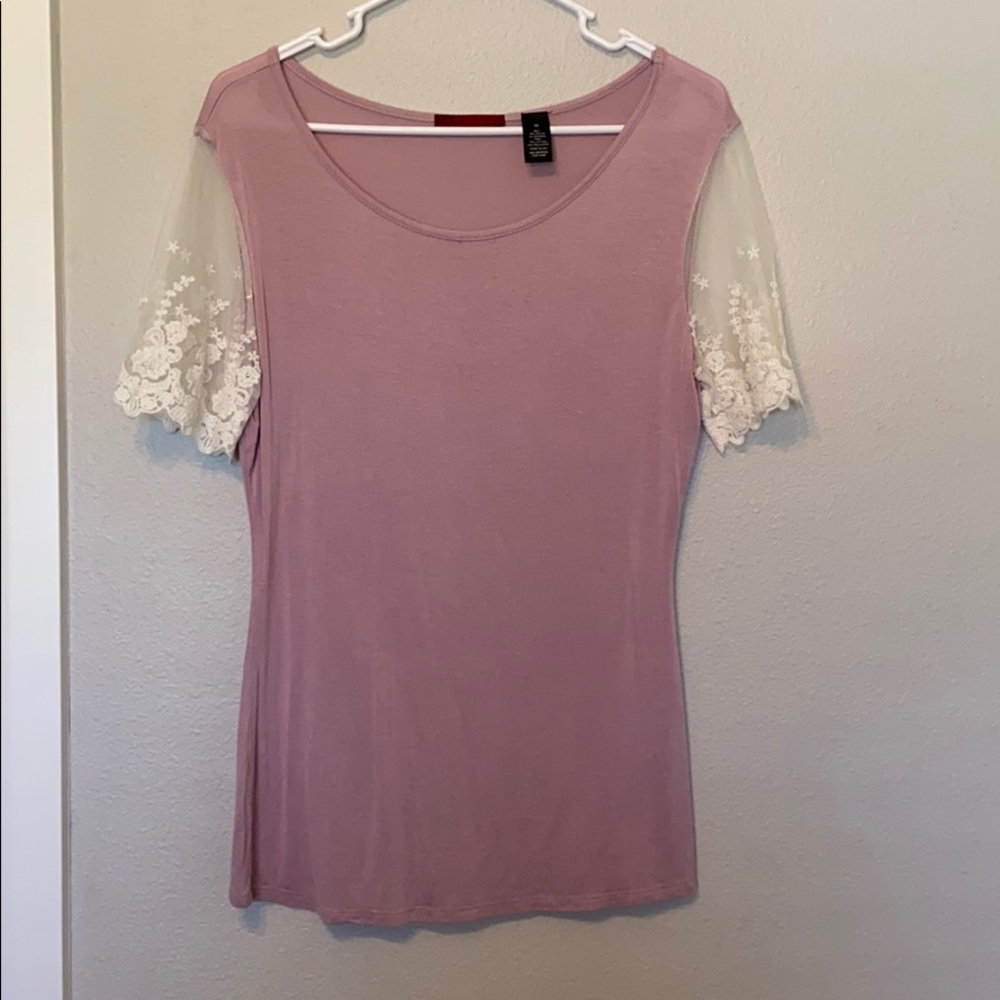 Buckle BKEred Lavender Top